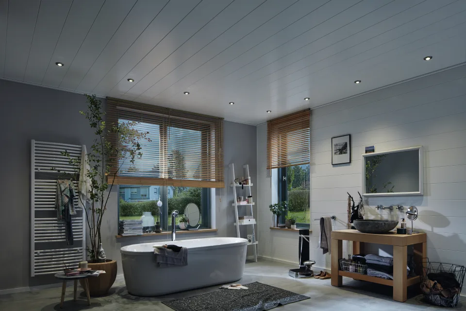 white solid gloss LD 324 · 2
