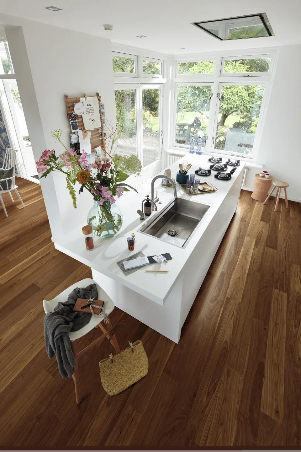 Walnut American lively 9009 · 2