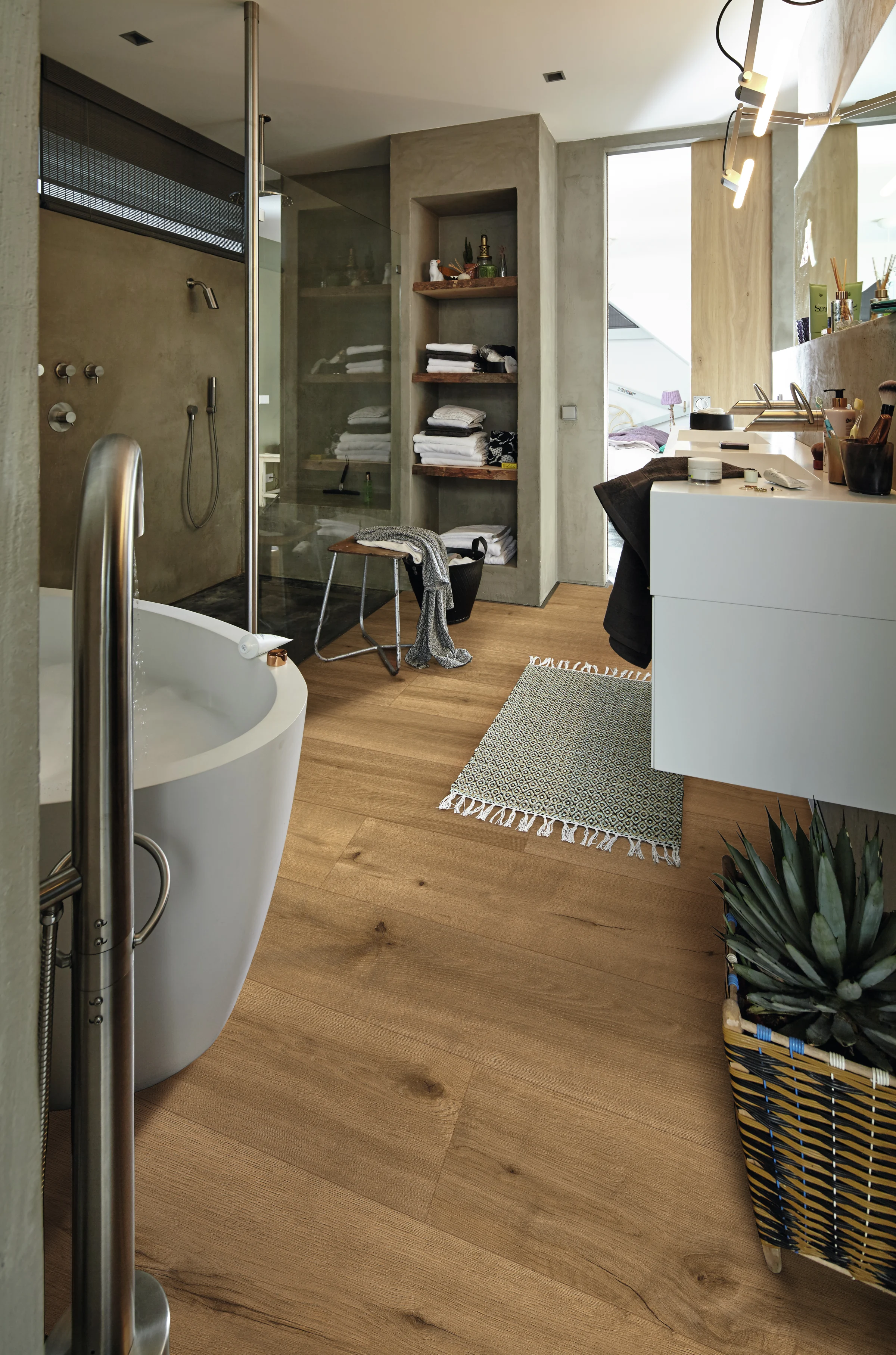 Ambiente instalado de Tacoma Oak ámbar 7455 MEISTER
