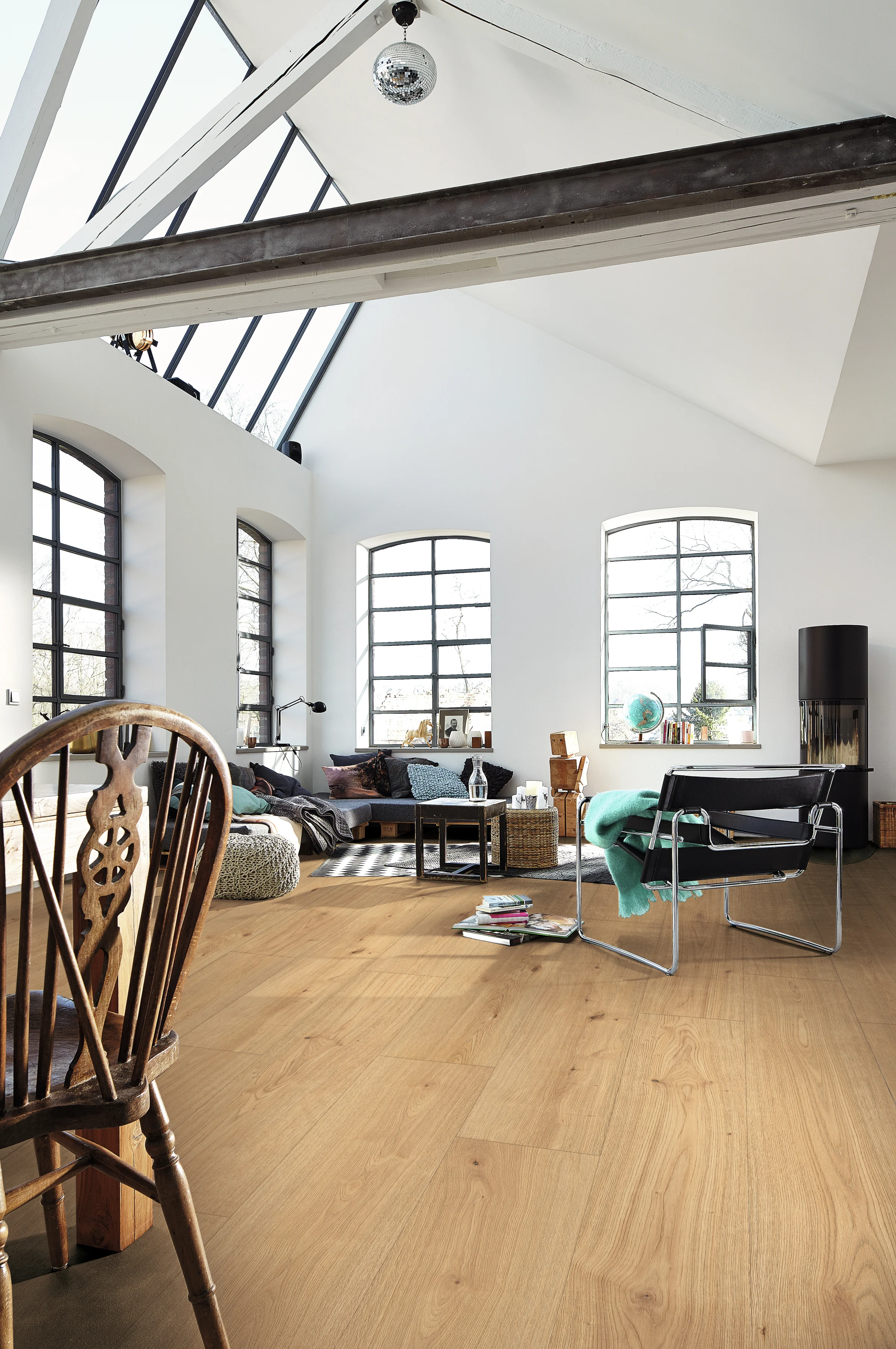 Ambiente instalado de Lakewood Oak 7457 MEISTER