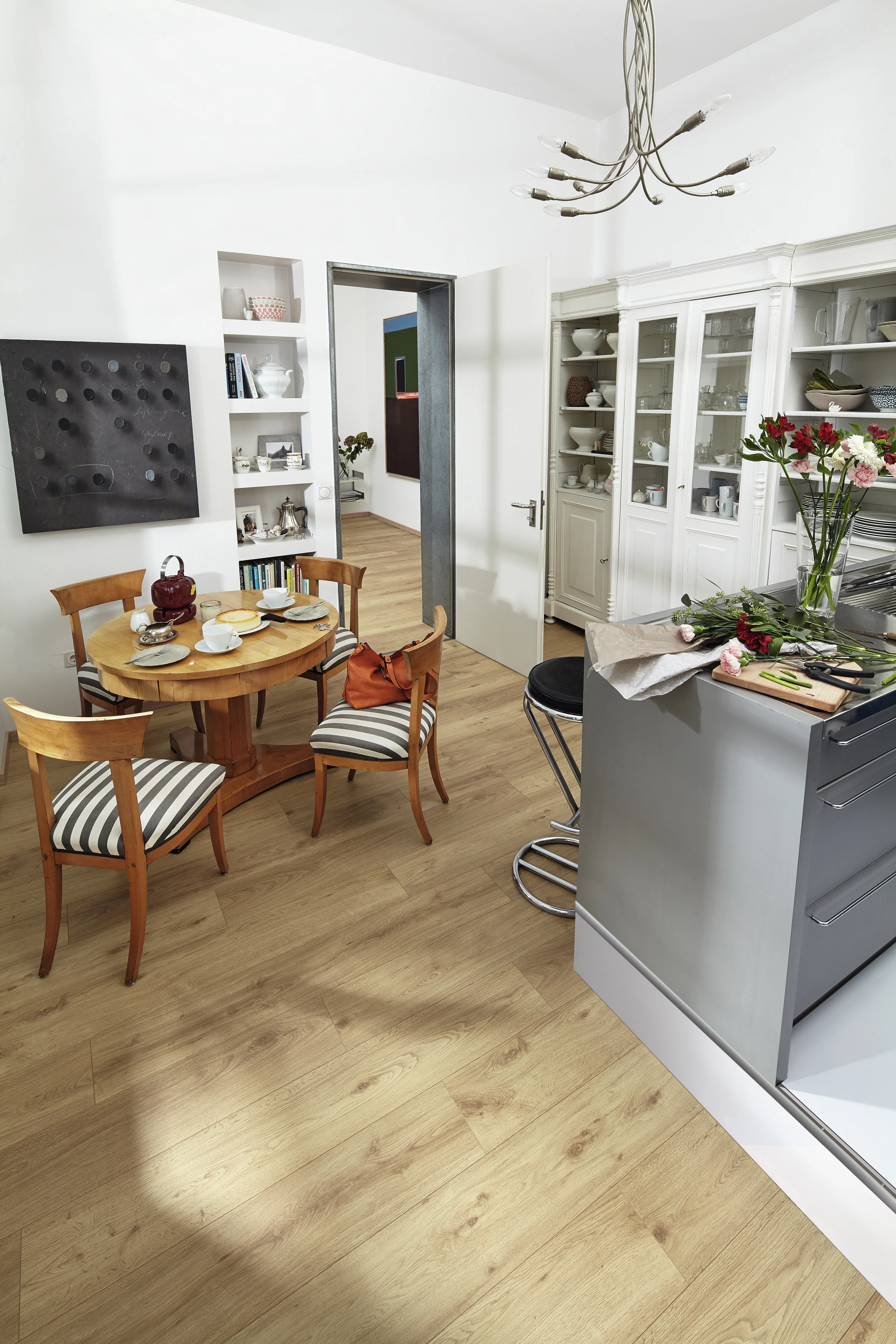 Ambiente instalado de Roble Chiemsee claro 6376 MEISTER