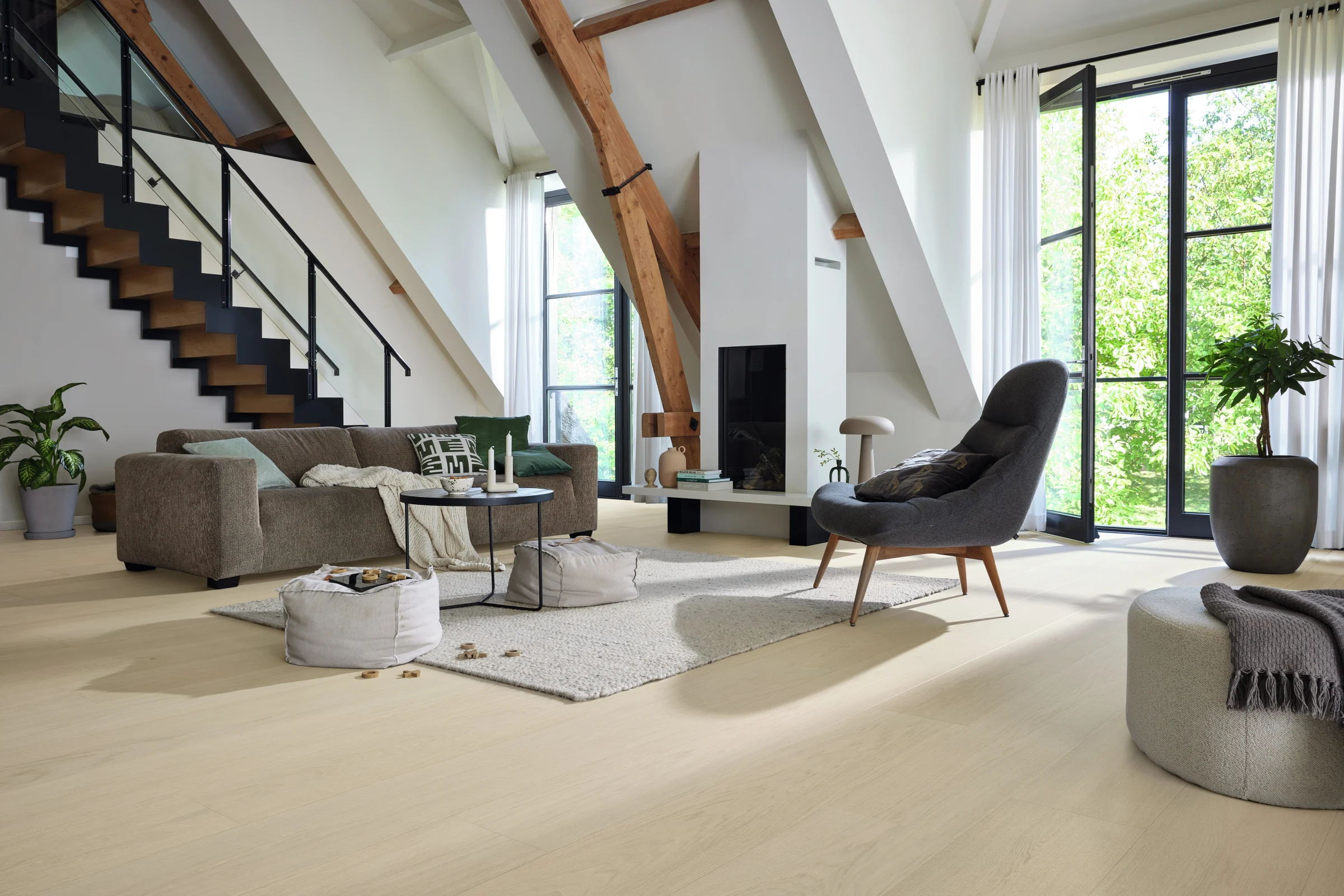 Ambiente instalado de Roble natural blanco perla 20229 MEISTER