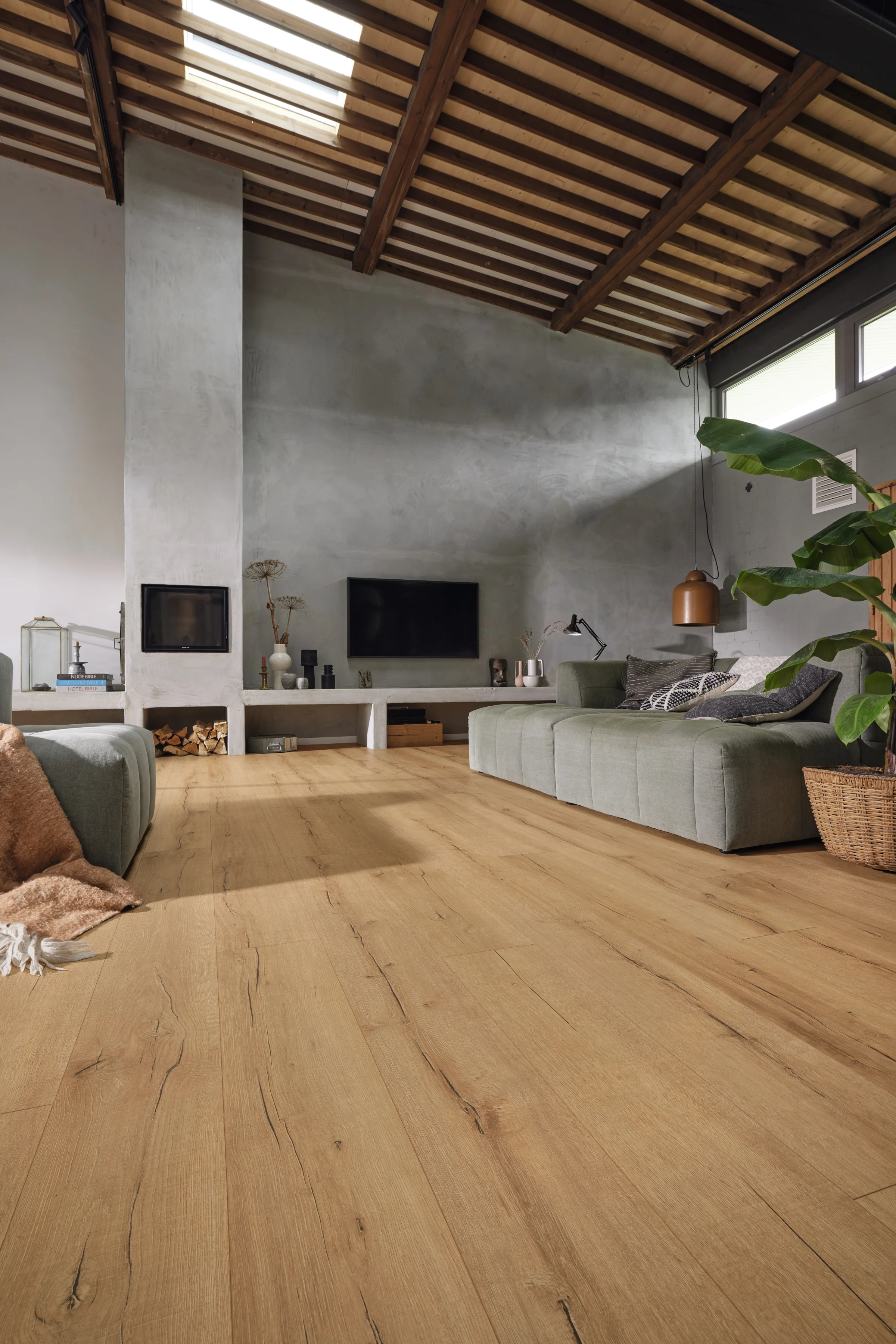 Ambiente instalado de Roble madera vieja natural 7114 MEISTER